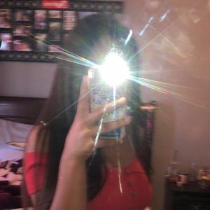 Meet your Posher, Aneilia